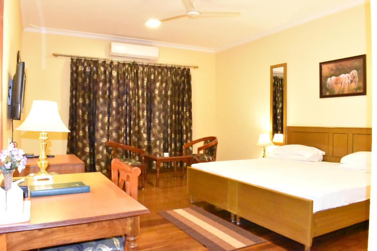 Hotel The Royal Residency Bodh Gaya Esterno foto