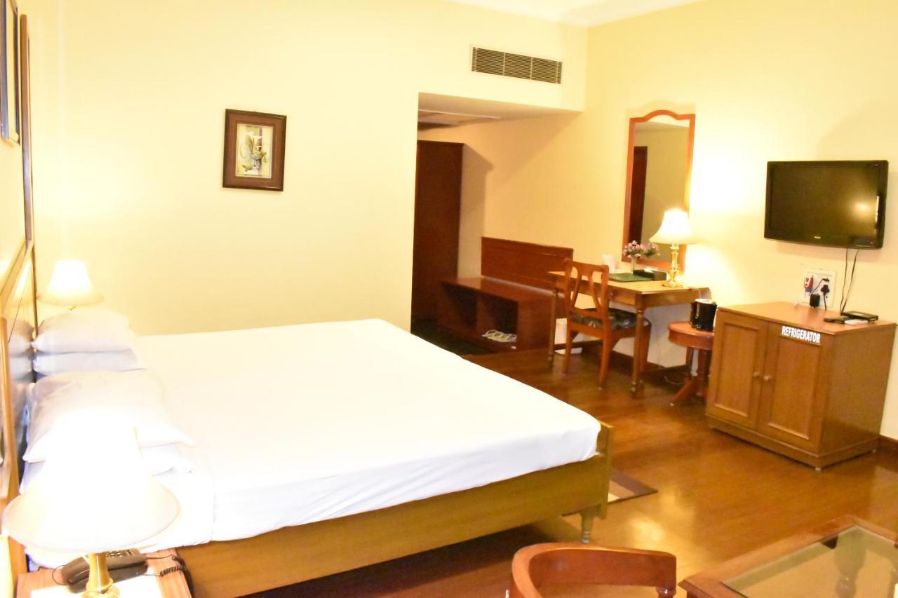 Hotel The Royal Residency Bodh Gaya Esterno foto