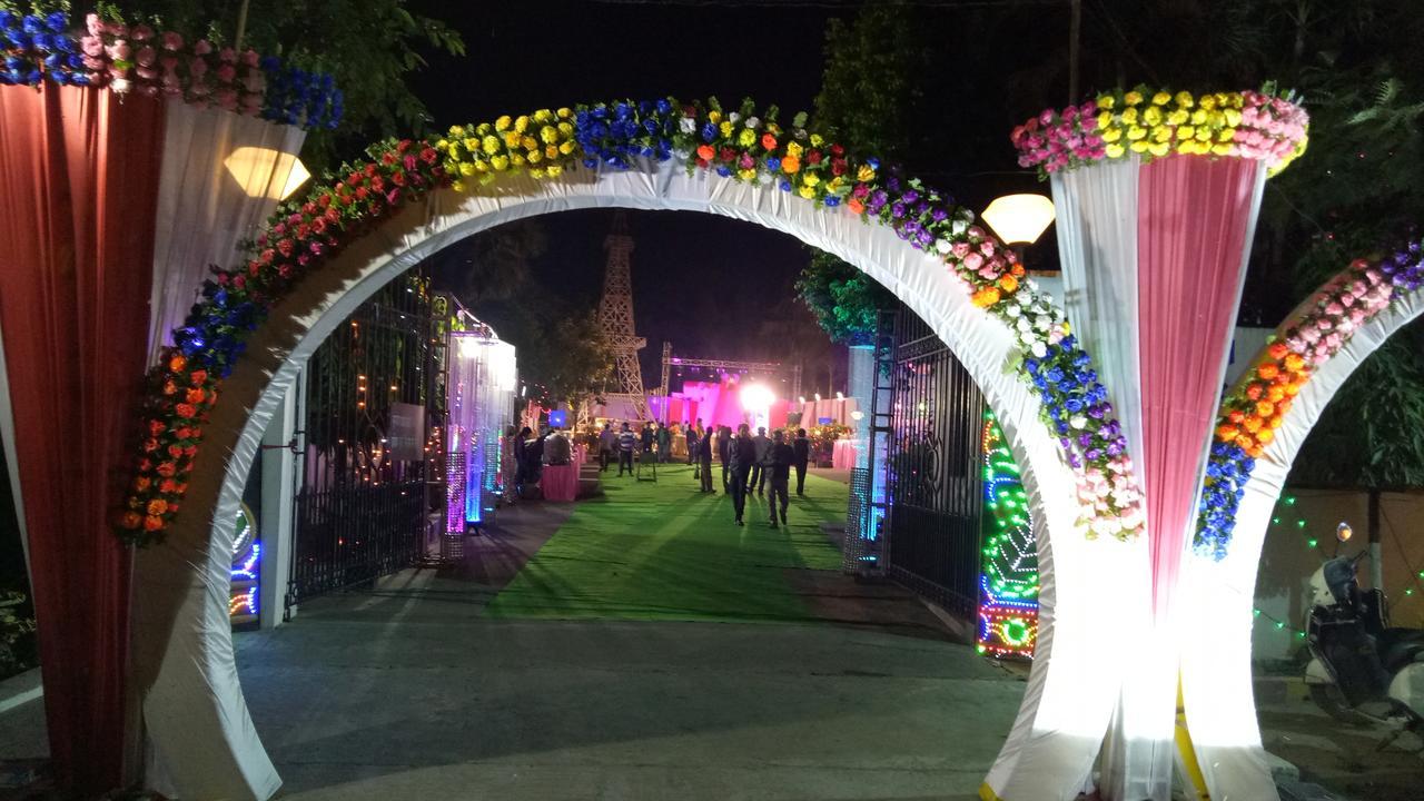 Hotel The Royal Residency Bodh Gaya Esterno foto