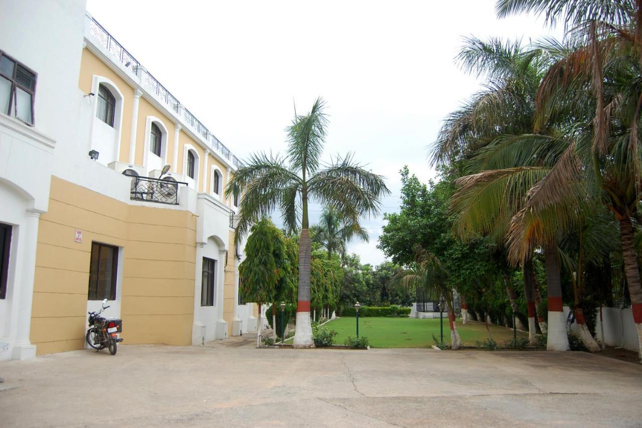 Hotel The Royal Residency Bodh Gaya Camera foto