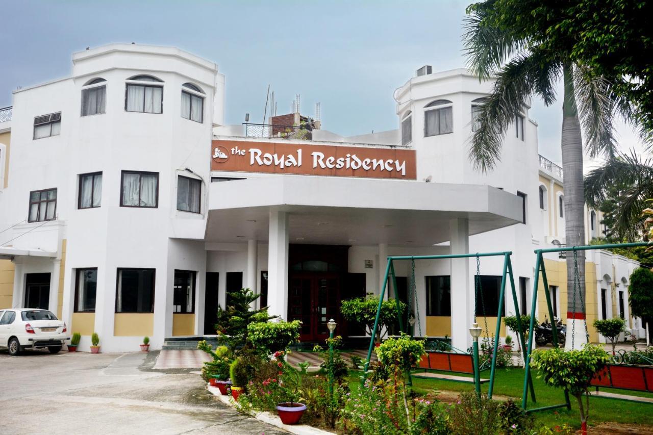 Hotel The Royal Residency Bodh Gaya Esterno foto