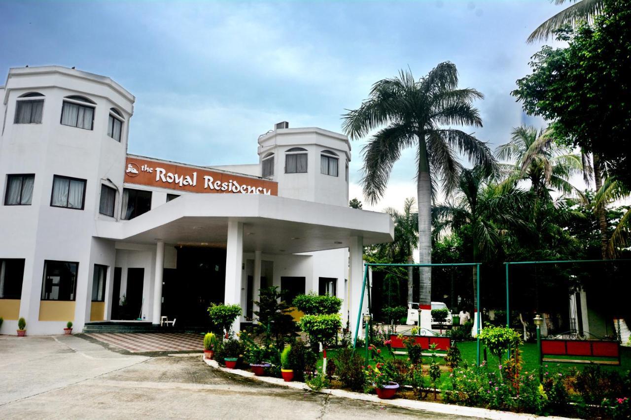 Hotel The Royal Residency Bodh Gaya Esterno foto